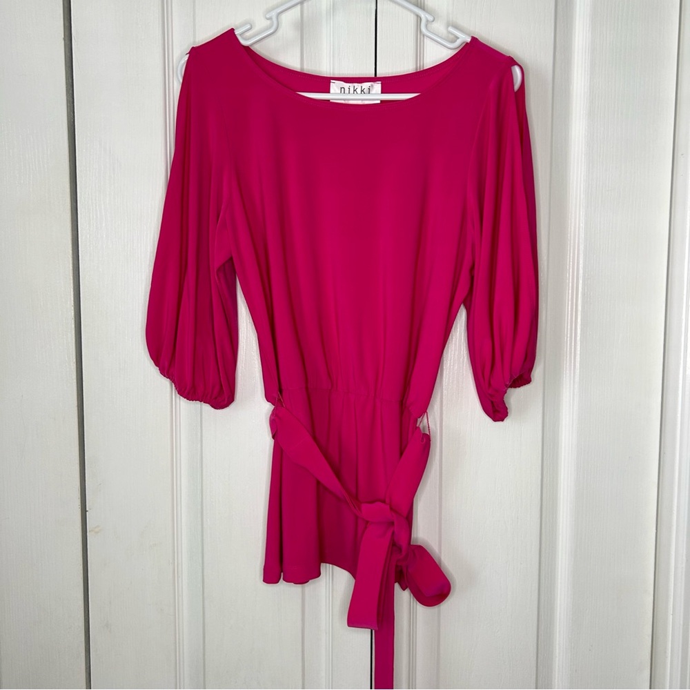 Nikki Poulos pink women’s split sleeve blouse belted waist small